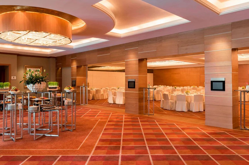 dxbsi-ballroom-2277-hor-clsc1-ezgif.com-webp-to-jpg-converter